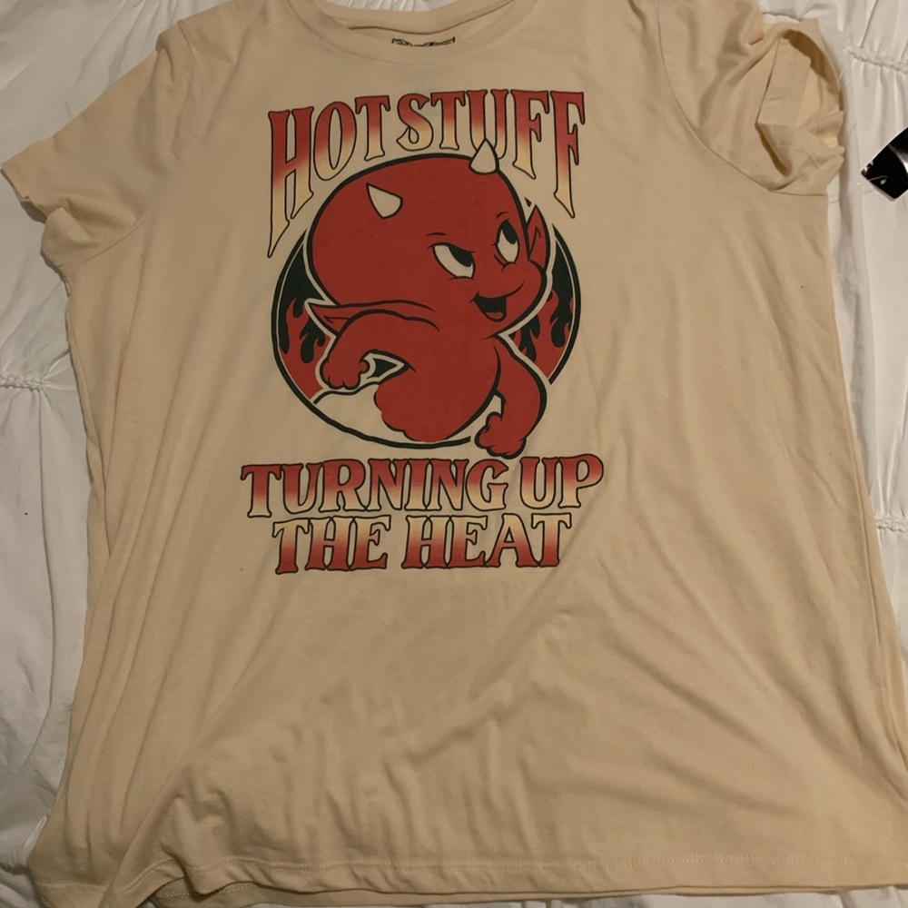 Torrid Graphic Tee-Shirt NWT - Picture 3 of 9